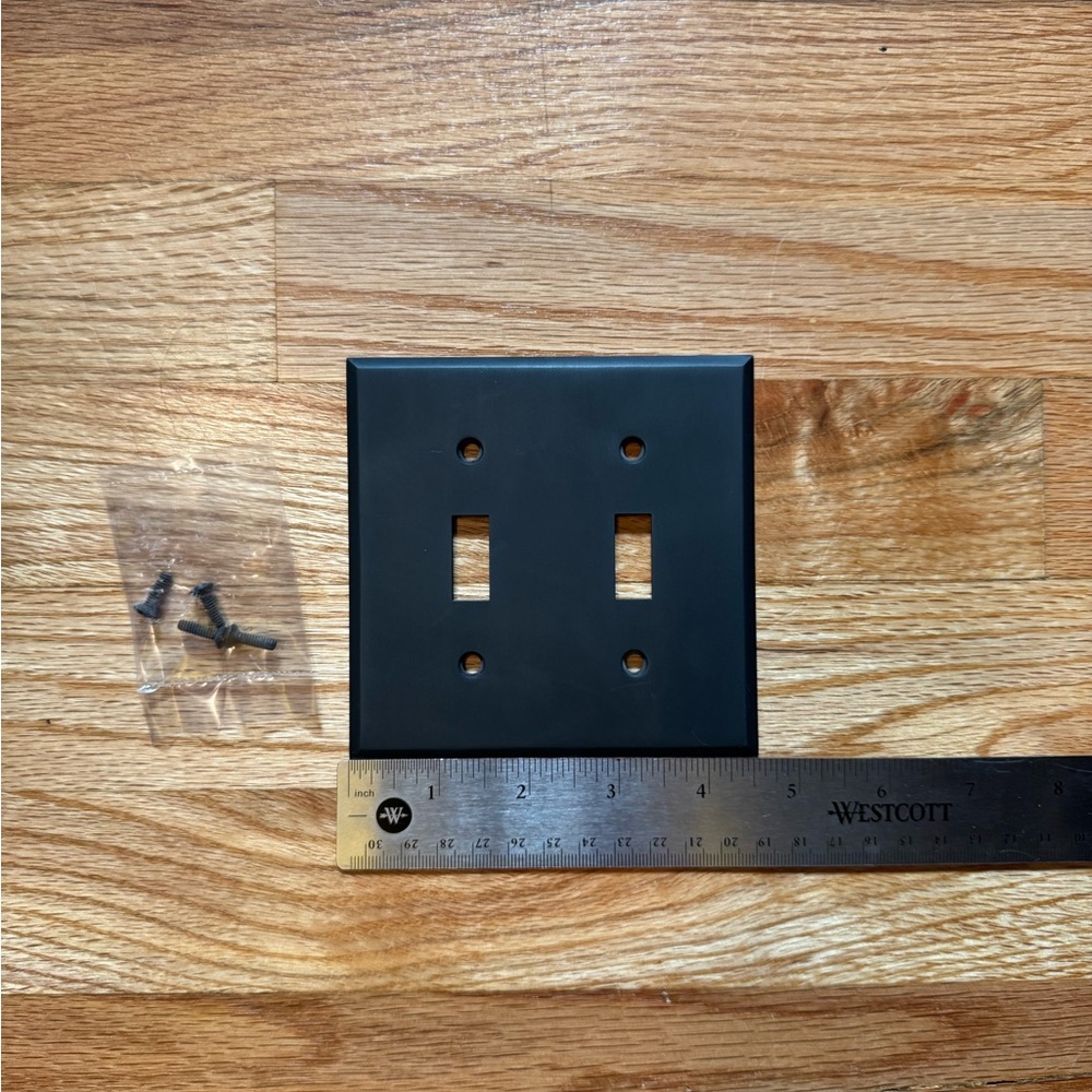 Rejuvenation Double Toggle Switch Plate, Oil-Rubbed Bronze, 4 Pack